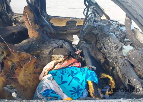 2000 Ford F-150 Lariat/Work Series/Xl/Xlt z USA, uszkodzony, nr VIN 1FTRX17L2YNA34528